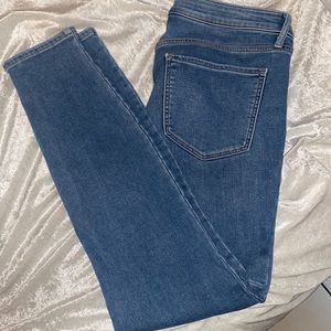 Old navy high-Rise Rockstar Super Skinny jean